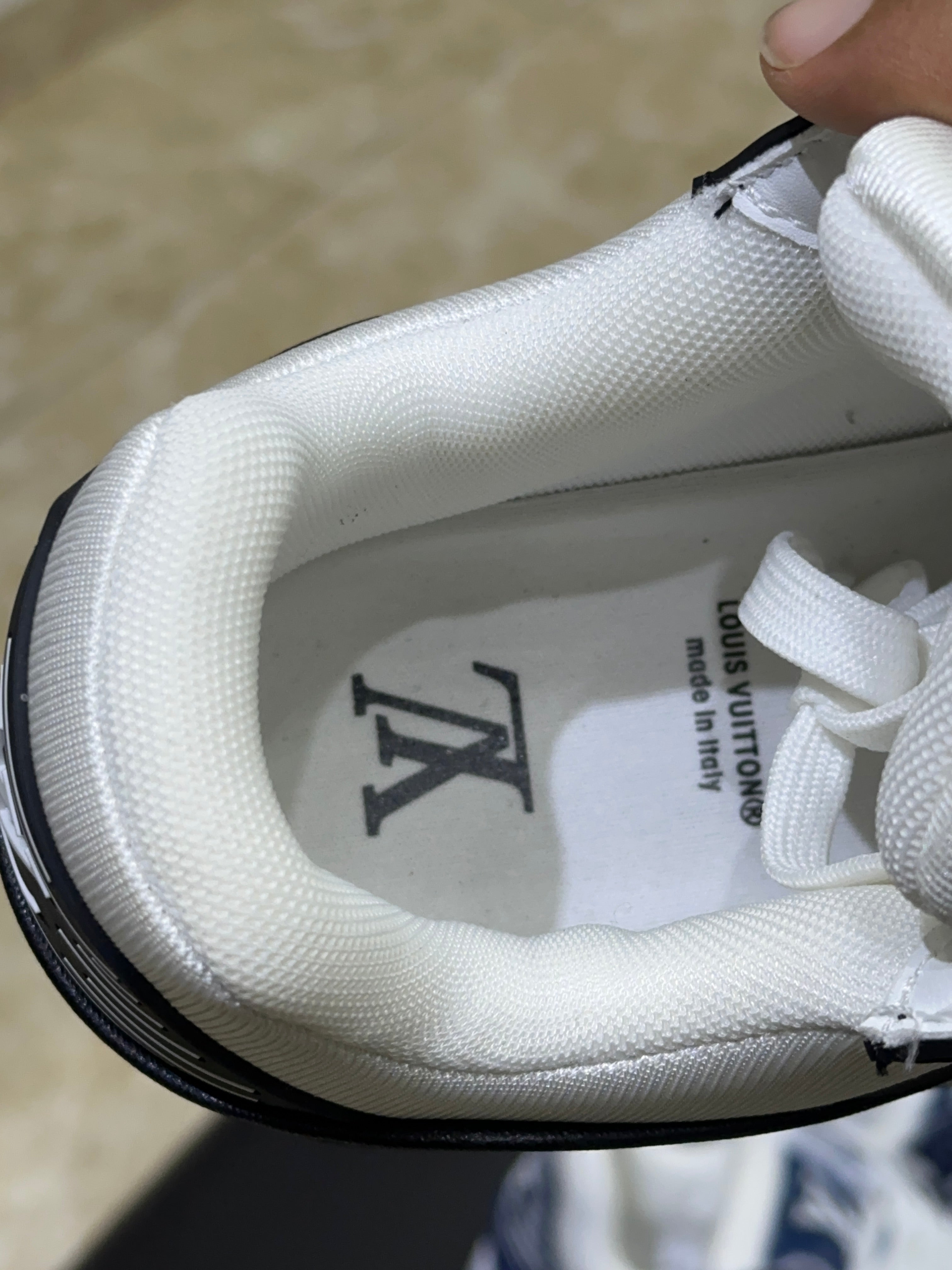 LV Trainer "Black"