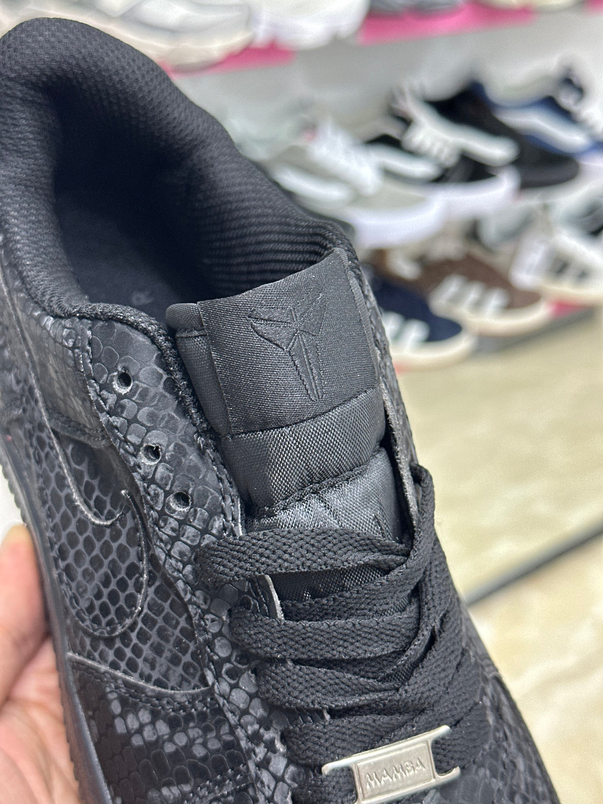 Nike Air Force 1 LOW Triple Black Kobe Bryant