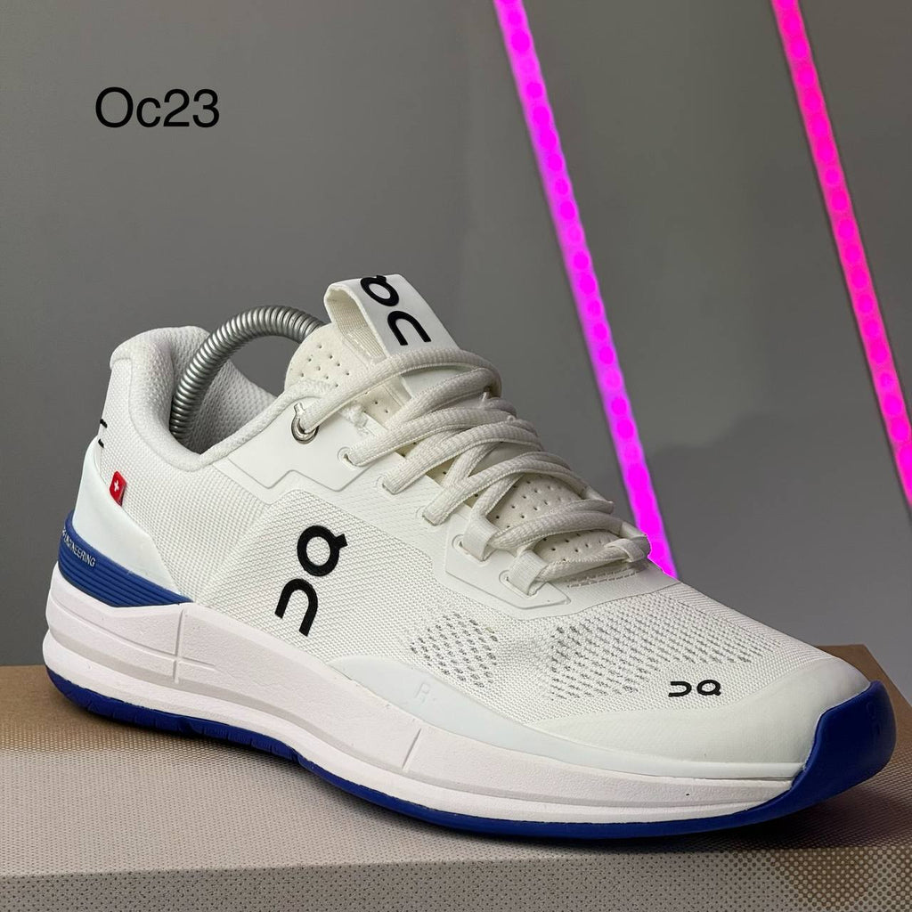 On | The RogerPro All Court “White Dark Blue”