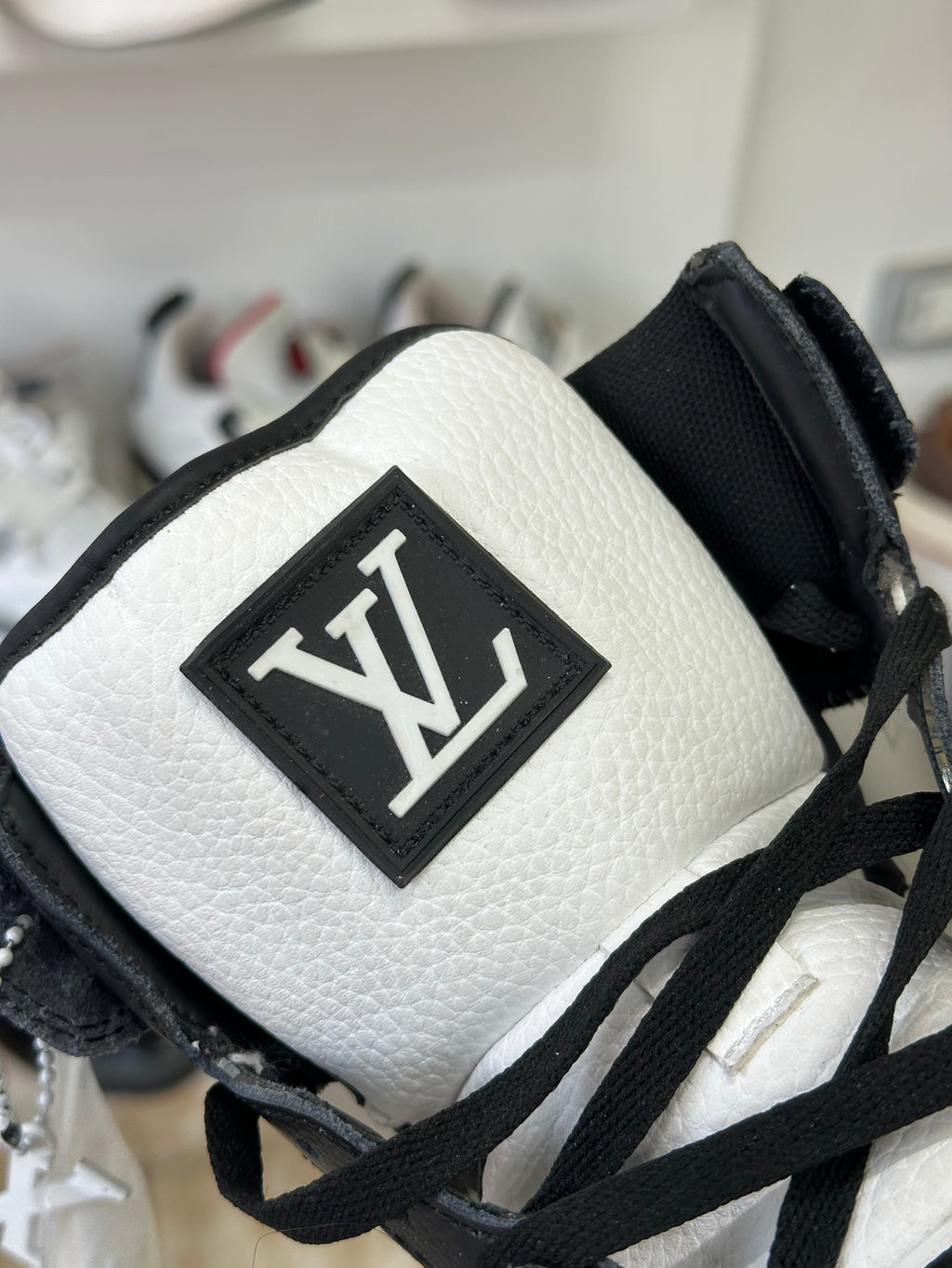 Jordan 1 Louis Vuitton