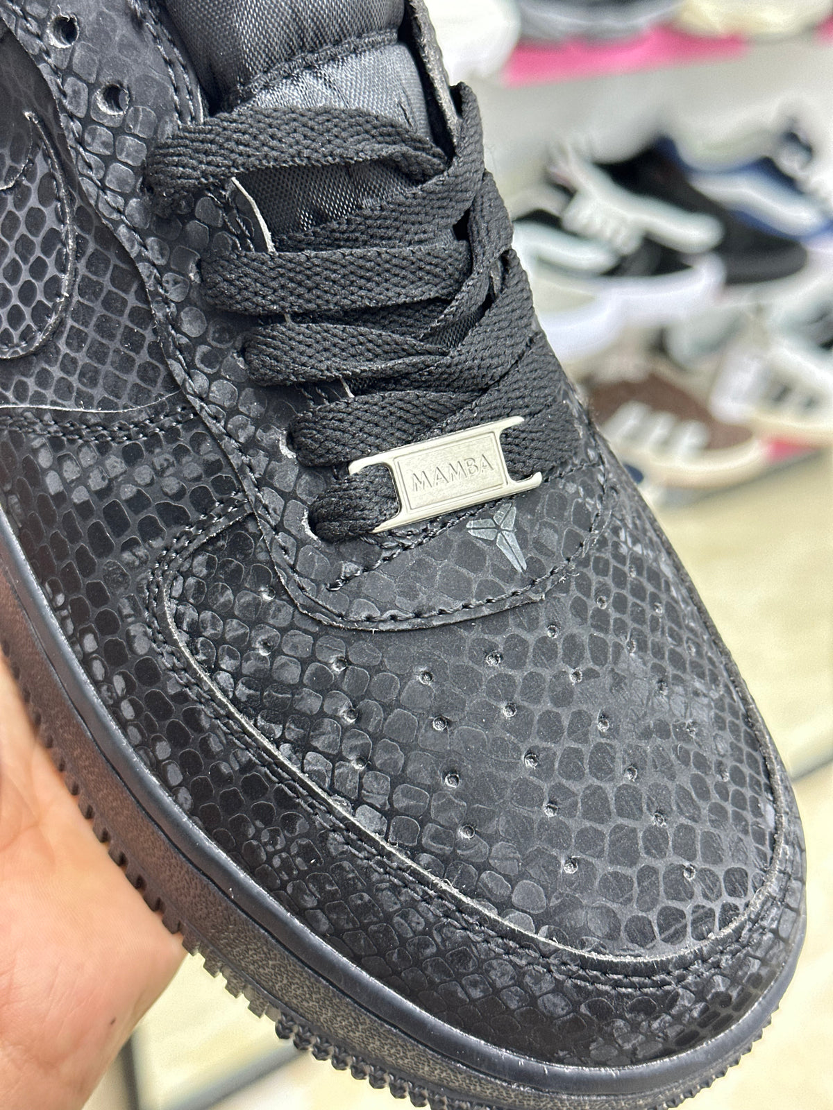 Nike Air Force 1 LOW Triple Black Kobe Bryant