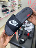 Nike Victori One (Nike Tick) - Black White T2