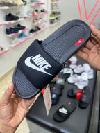 Nike Victori One (Nike Tick) - Black White T2