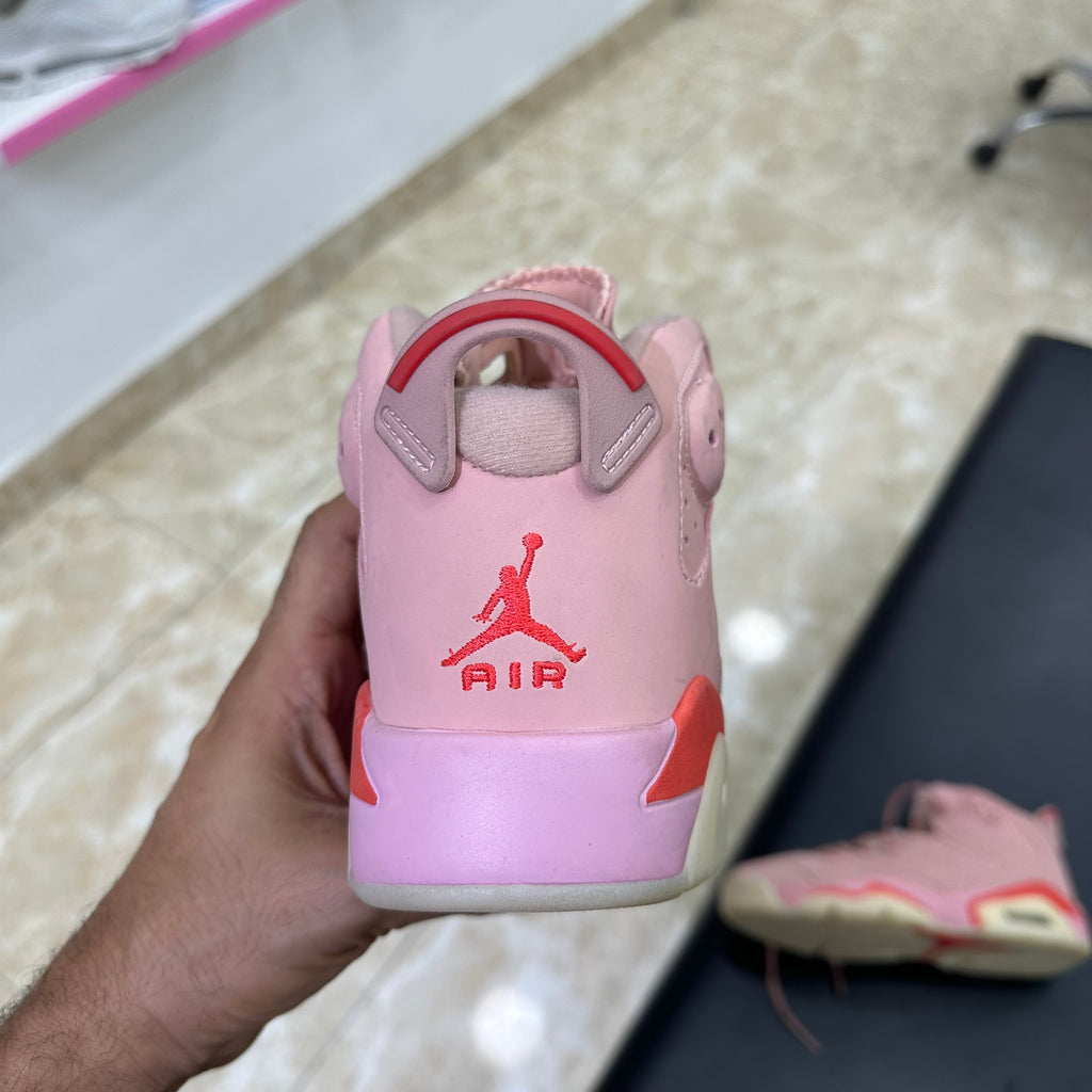 Jordan 6 - Pink