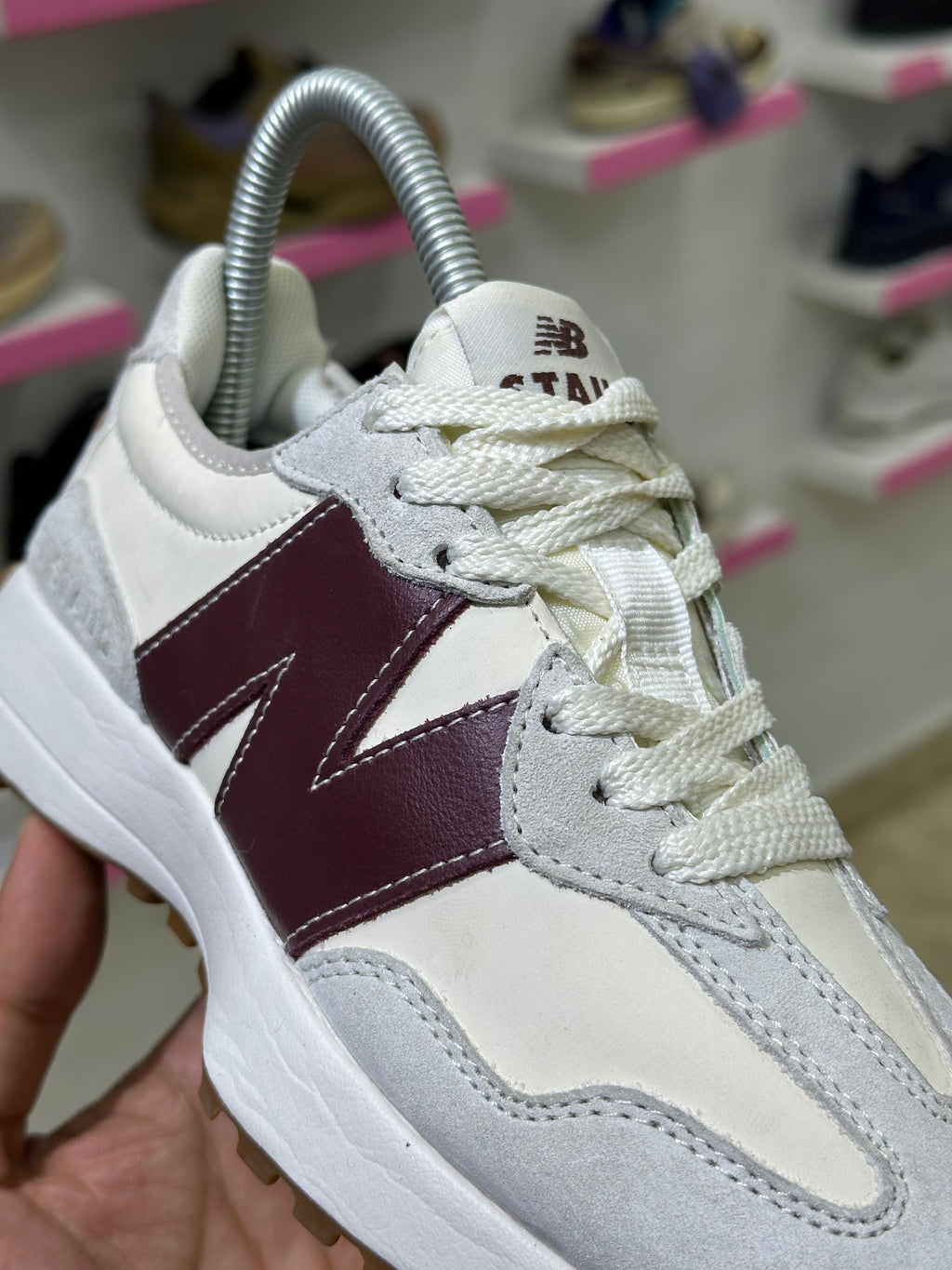 NewBalance 327 “Burgundy”