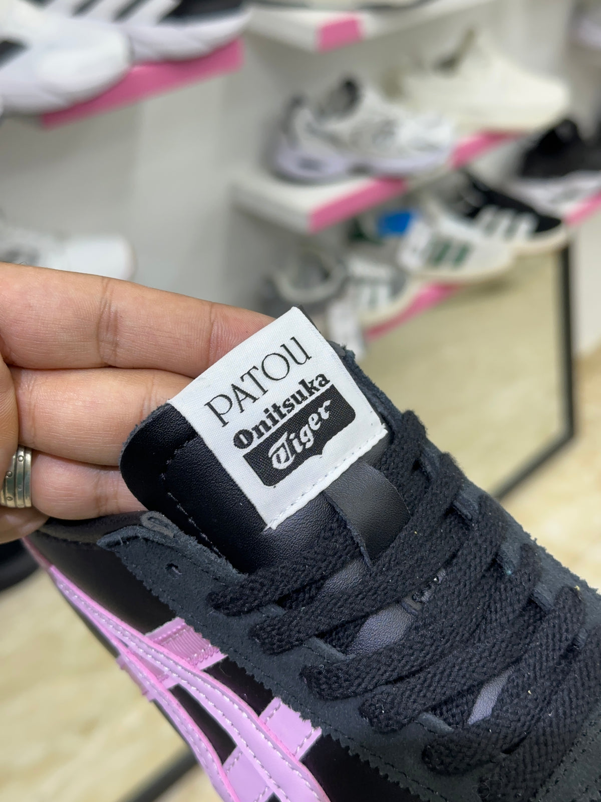 Onitsuka Tiger Mexico 66 Black Pink