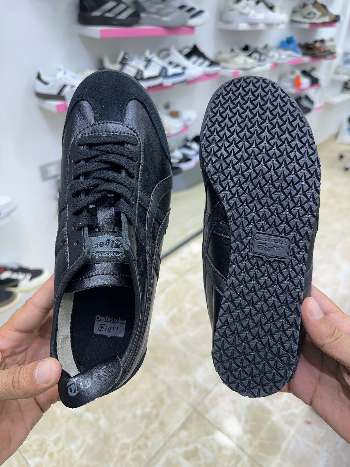 Onitsuka Tiger Mexico 66 Triple Black