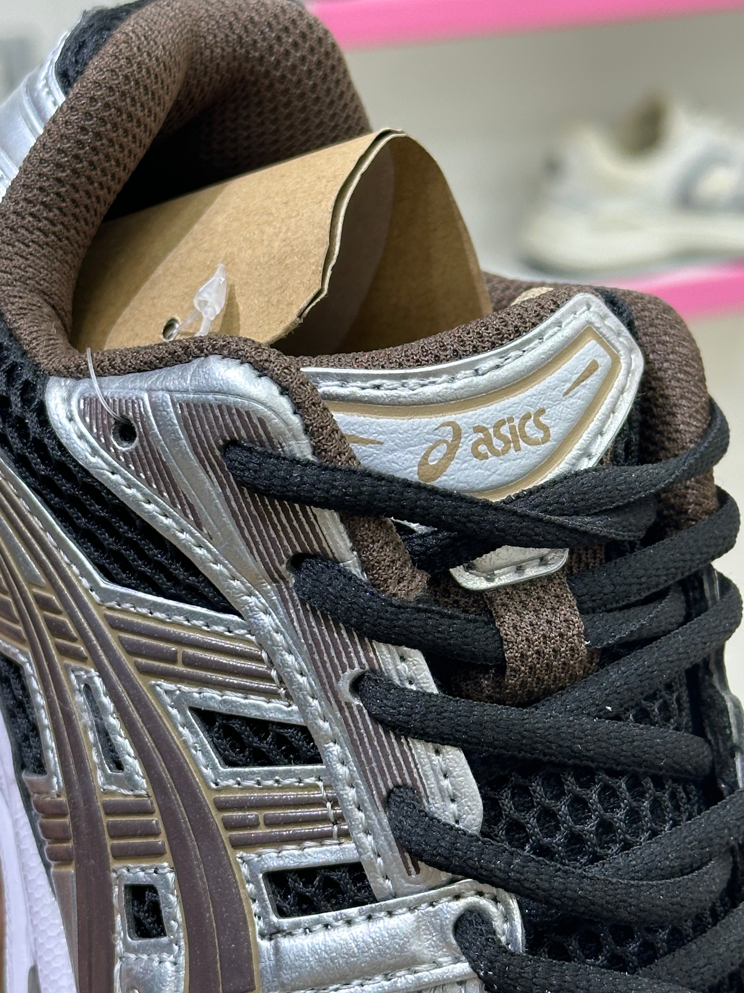 Asics Gel-Kayano "Black Brown"
