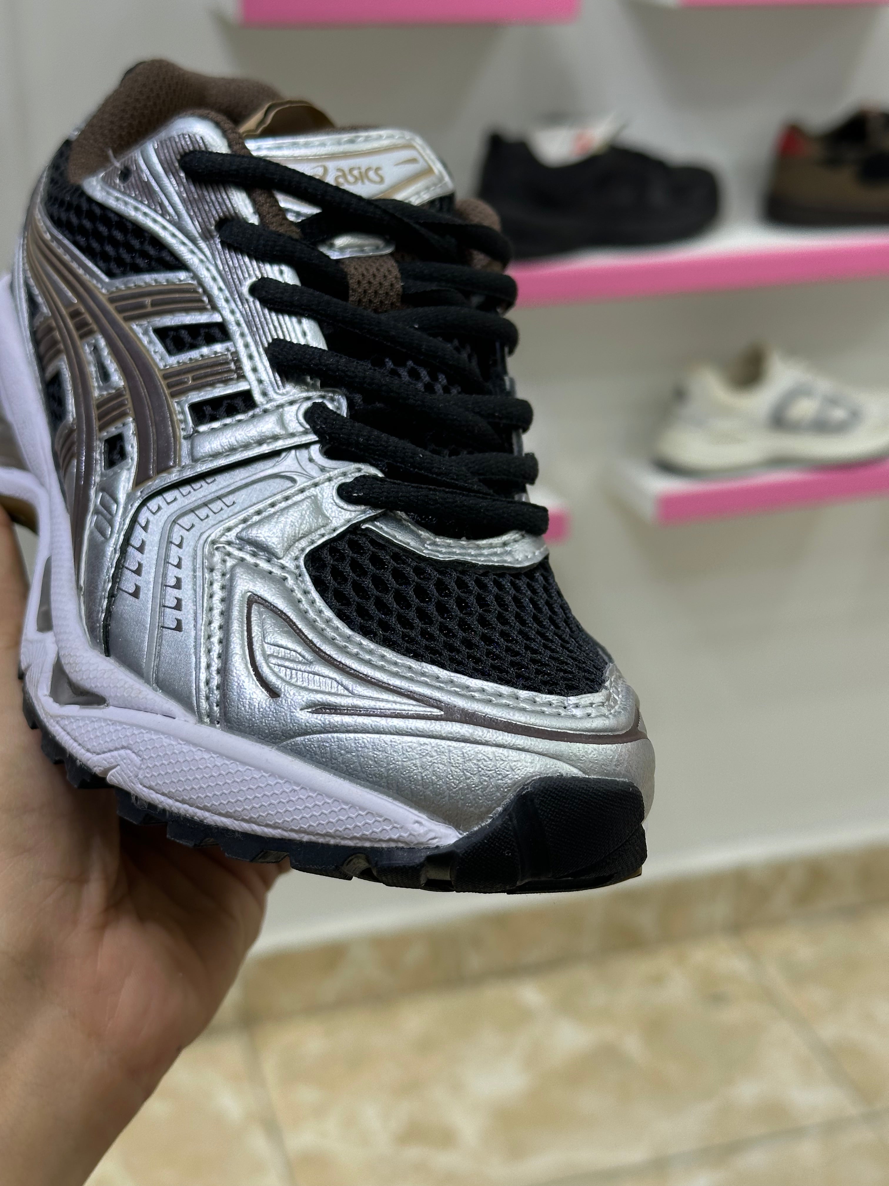 Asics Gel-Kayano "Black Brown"
