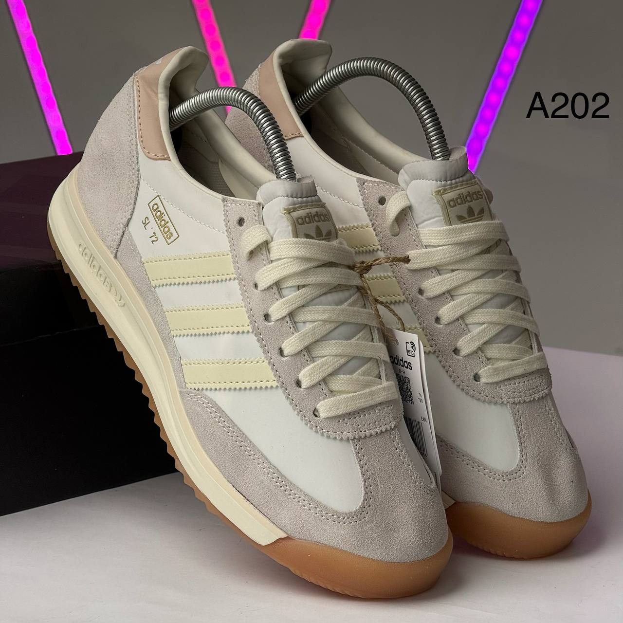 Adidas SL.72 "Biege"