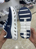 On Running Cloudtilt navy blue white sole&assents