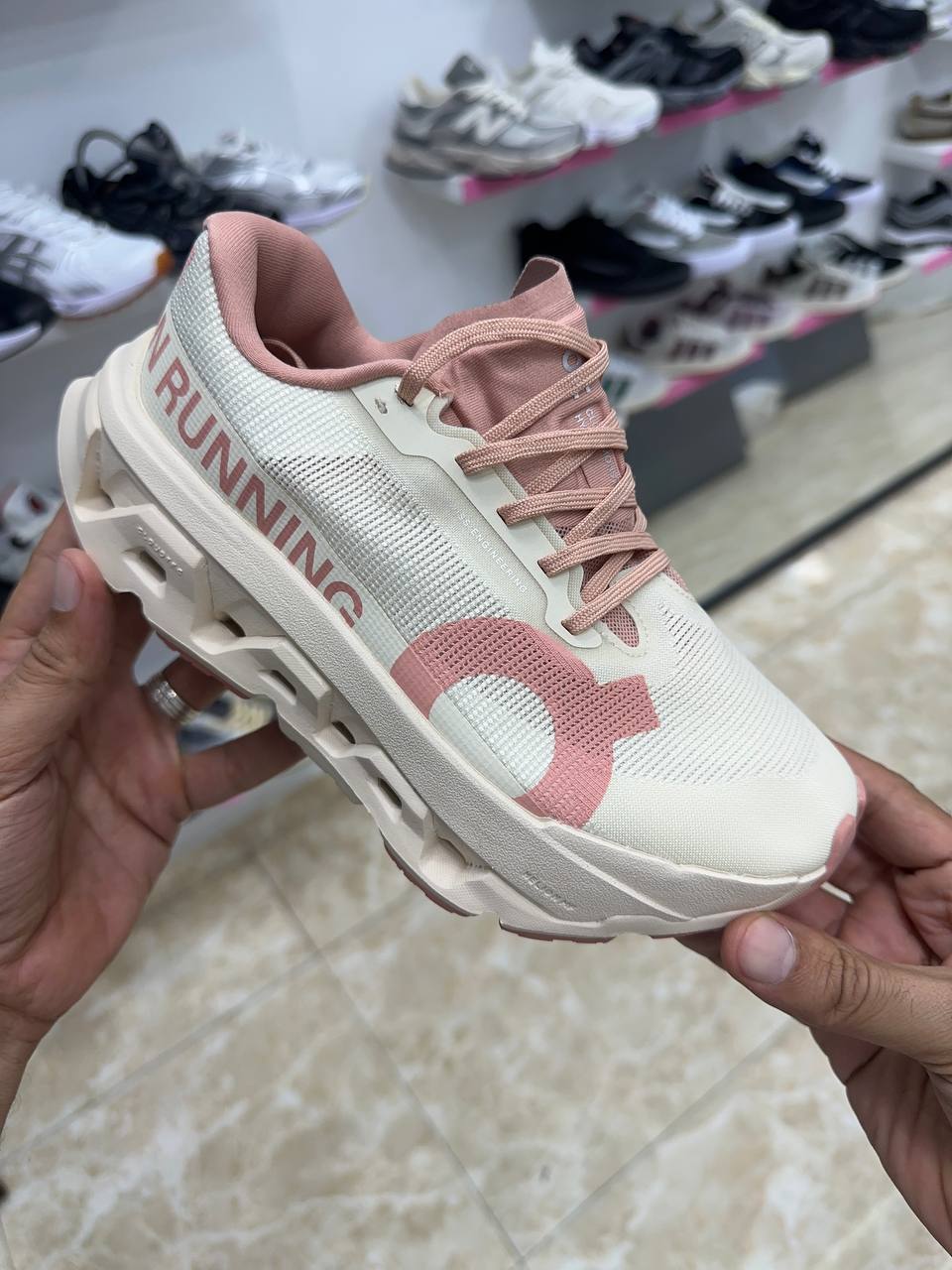 On Running On Cloudmonster 3 Hyper Ivory / Peony pink