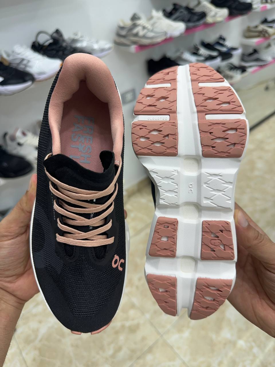 On Running On Cloudmonster 3 Hyper black ivory white moave pink assents