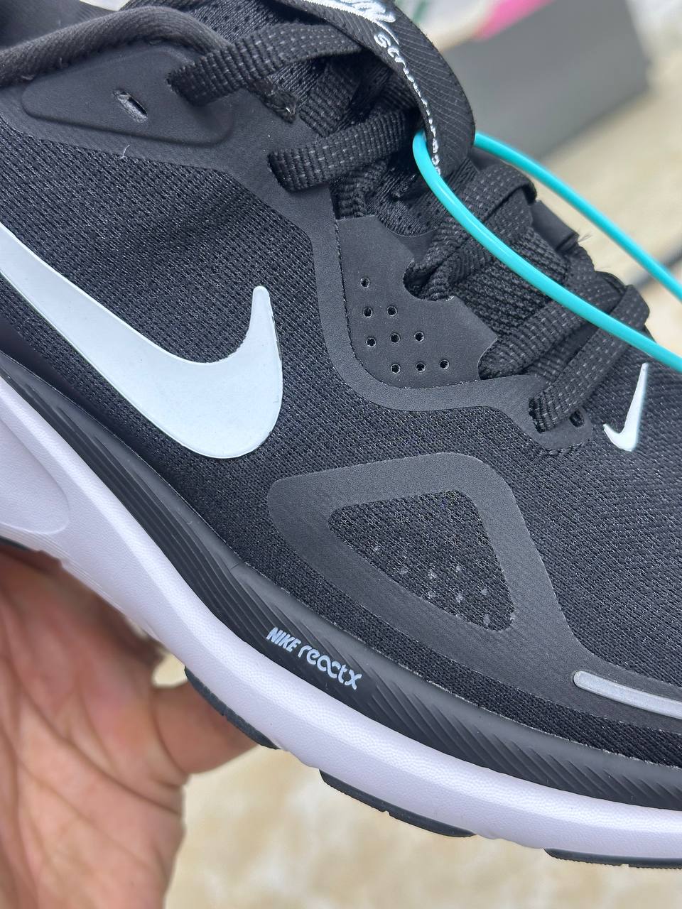 Nike Structure 26 Black/White