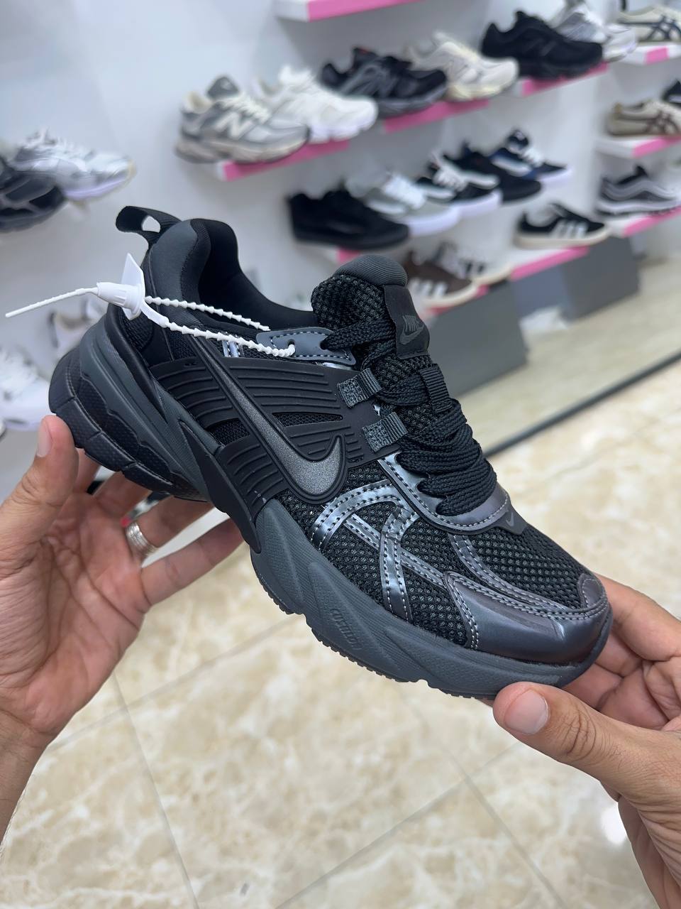 Nike V2K Run Black Dark Smoke Grey
