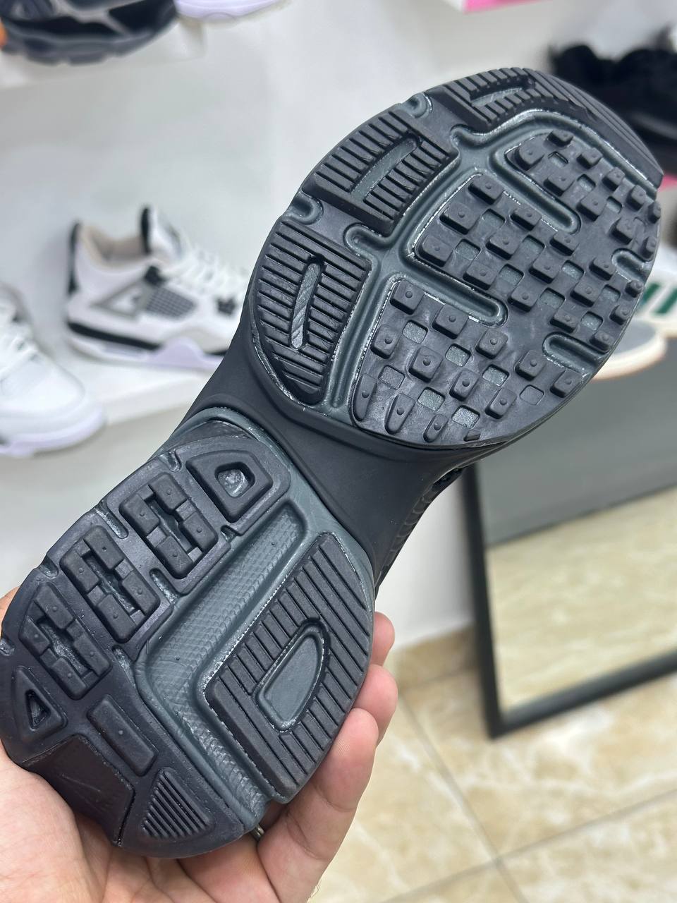 Nike V2K Run Black Dark Smoke Grey
