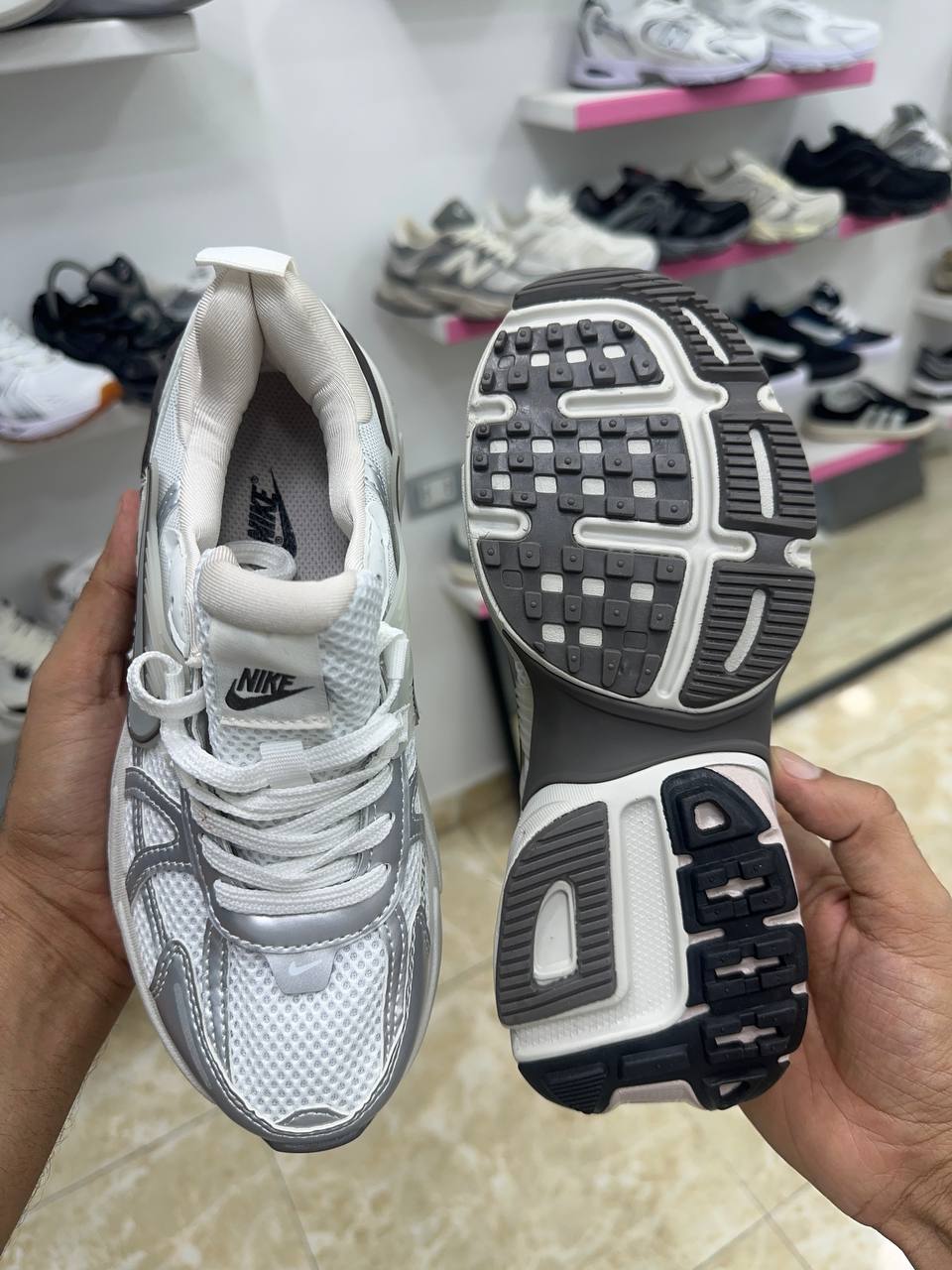 Nike V2K Run Metallic Silver Cave Stone pink