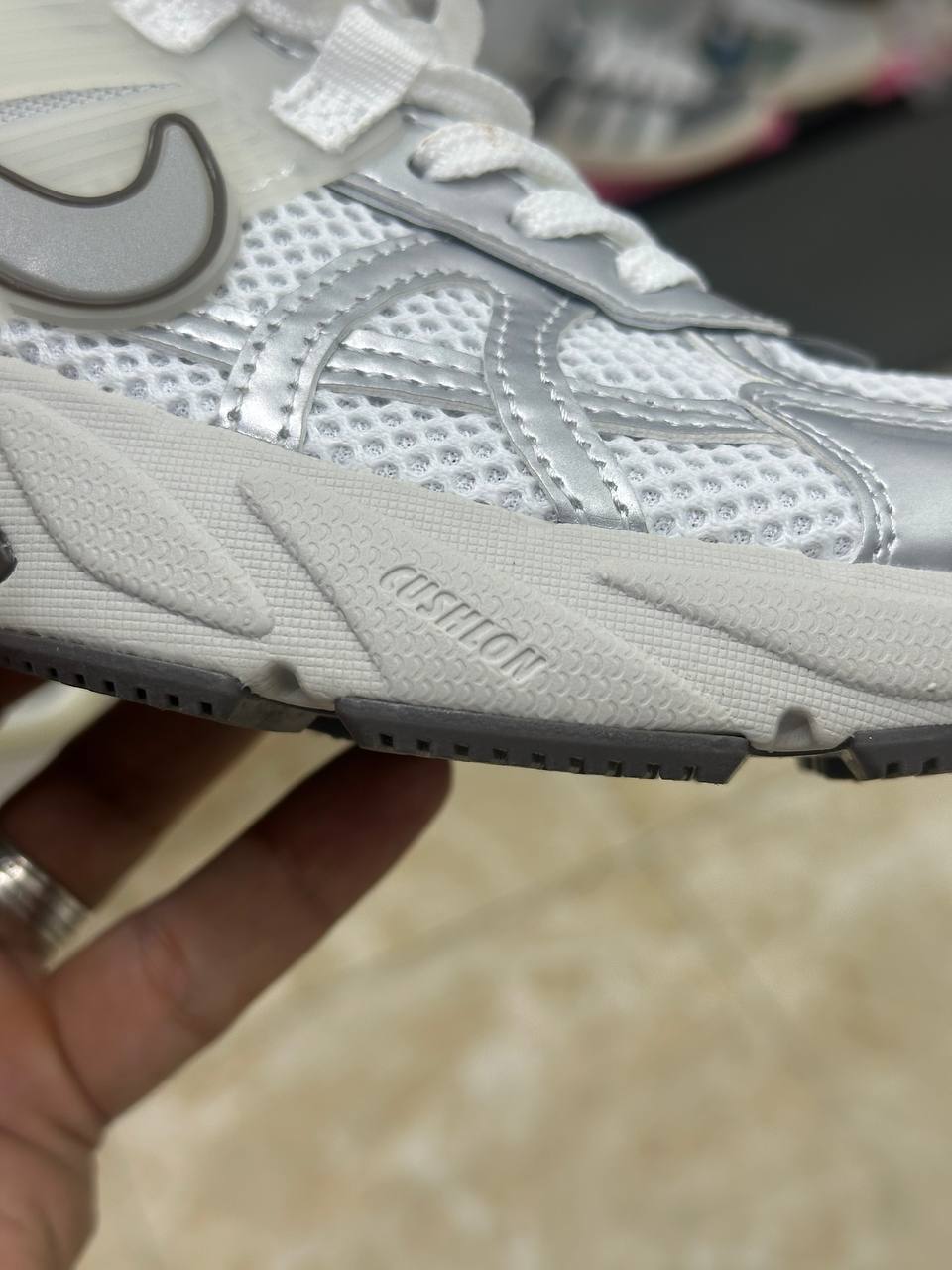 Nike V2K Run Metallic Silver Cave Stone pink