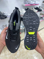 Nike ReactX Infinity Run 4 GORE-TEX black white