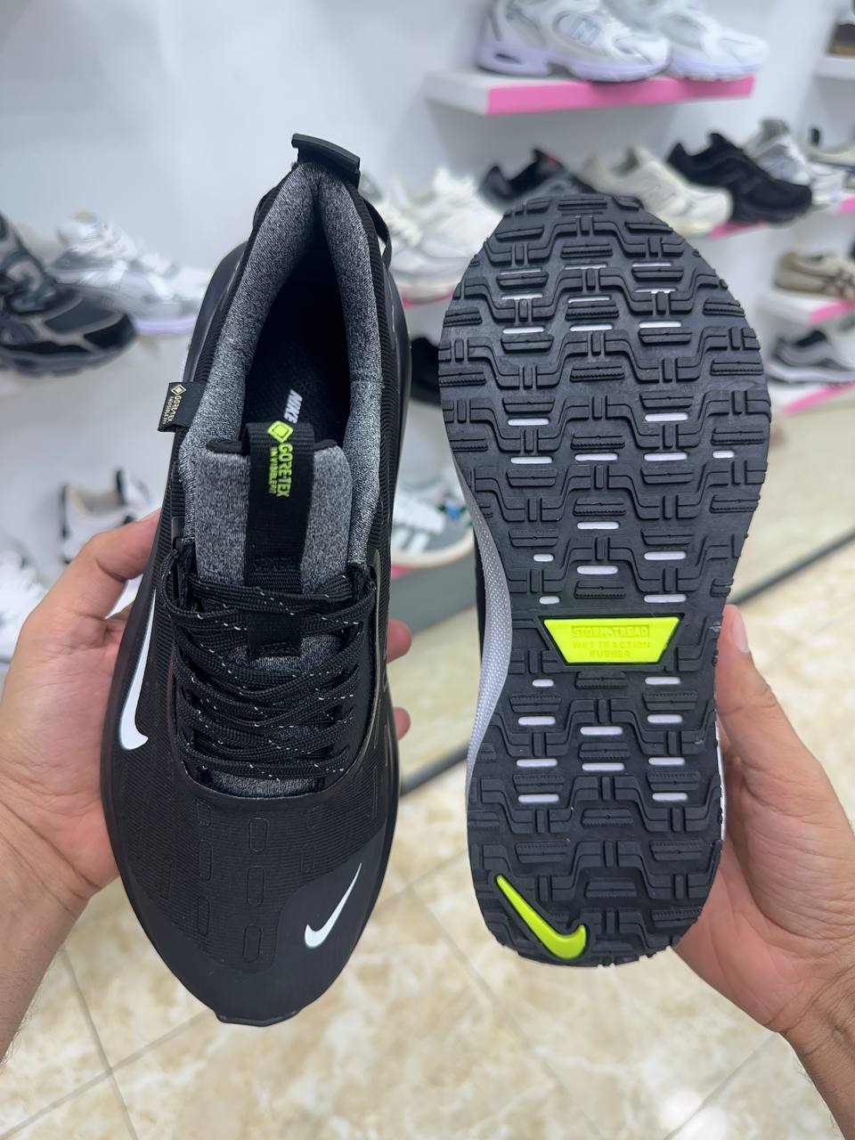 Nike ReactX Infinity Run 4 GORE-TEX black white