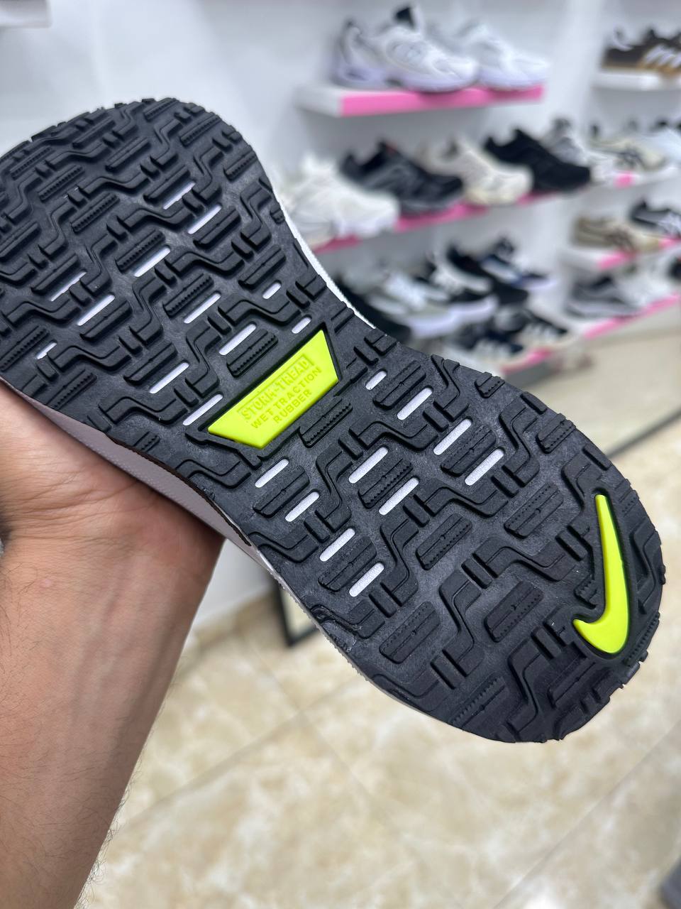 Nike ReactX Infinity Run 4 GORE-TEX black white