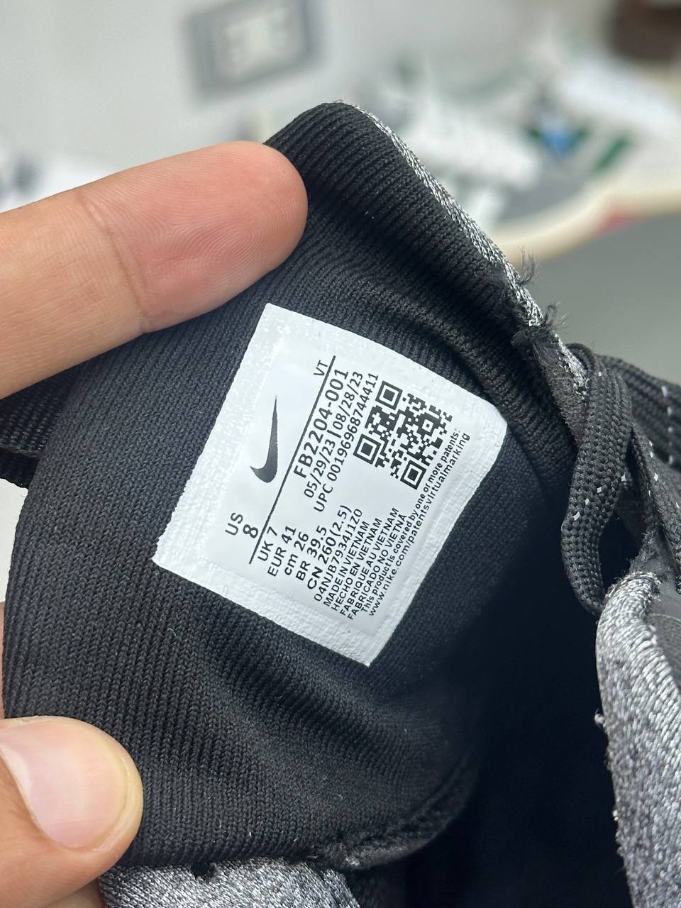 Nike ReactX Infinity Run 4 GORE-TEX black white