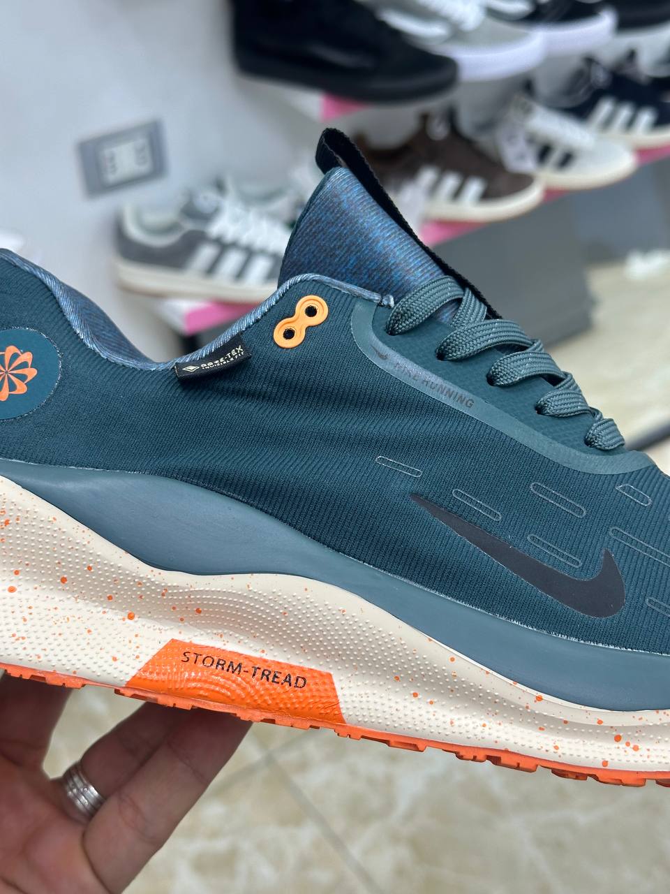 Nike ReactX Infinity Run 4 GORE-TEX Deep Jungle Total Orange