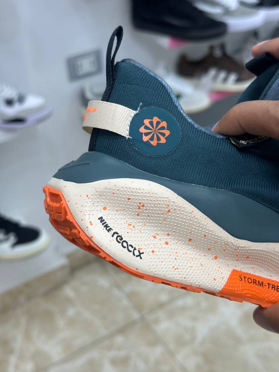 Nike ReactX Infinity Run 4 GORE-TEX Deep Jungle Total Orange