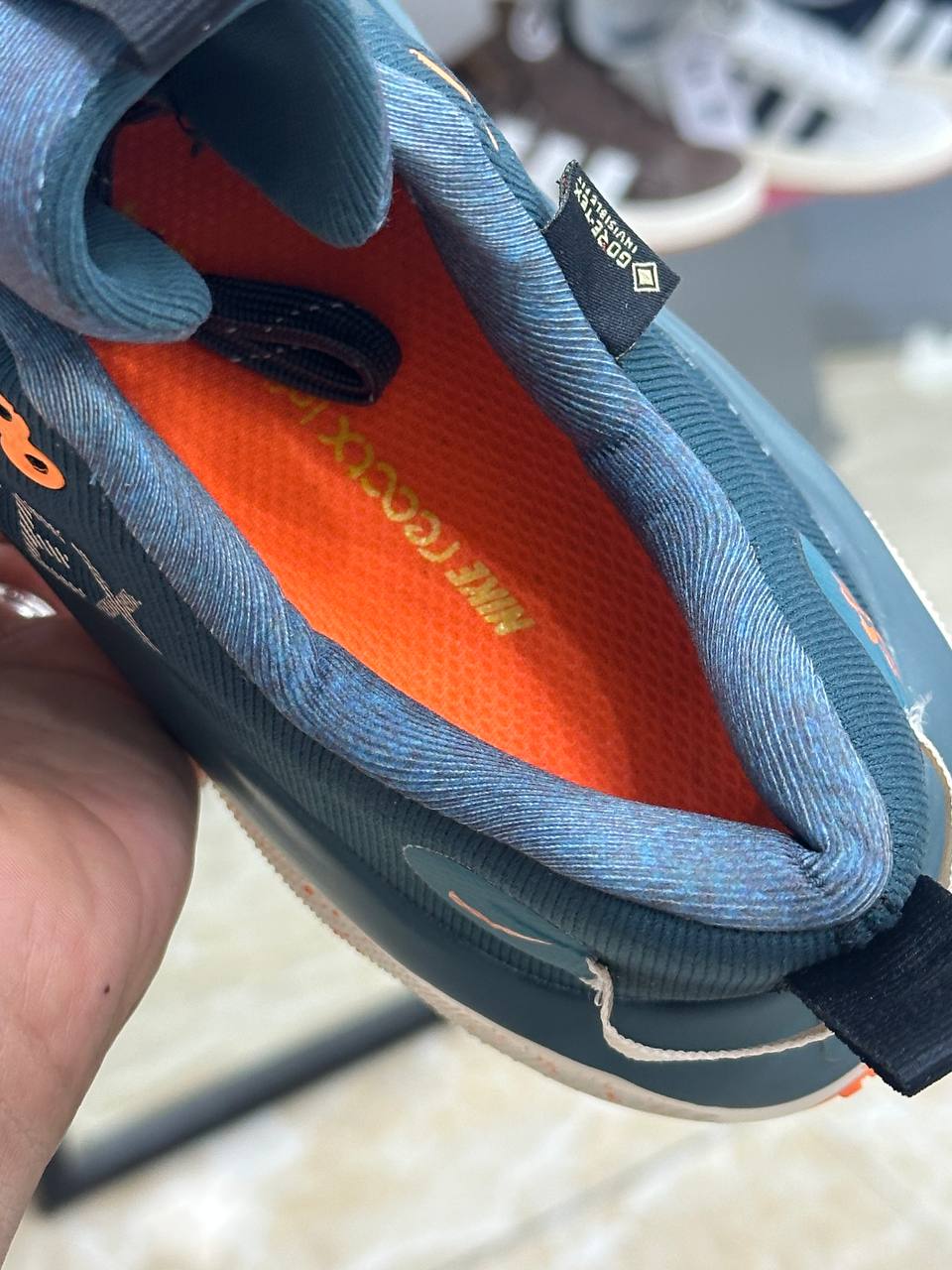Nike ReactX Infinity Run 4 GORE-TEX Deep Jungle Total Orange