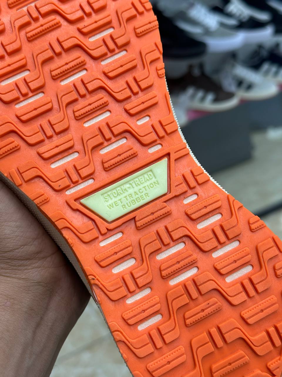 Nike ReactX Infinity Run 4 GORE-TEX Deep Jungle Total Orange