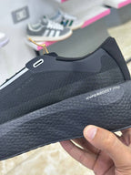 Adidas HYPERBOOST EDGE Running BLACK white Accents