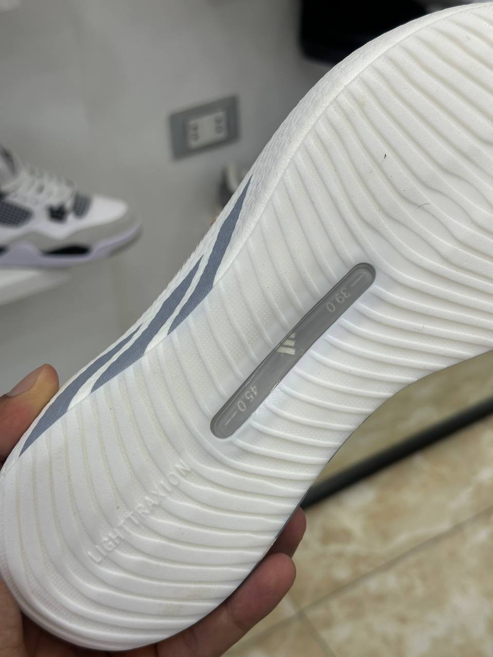 adidas Hyper Boost Edge White Light Solid Grey