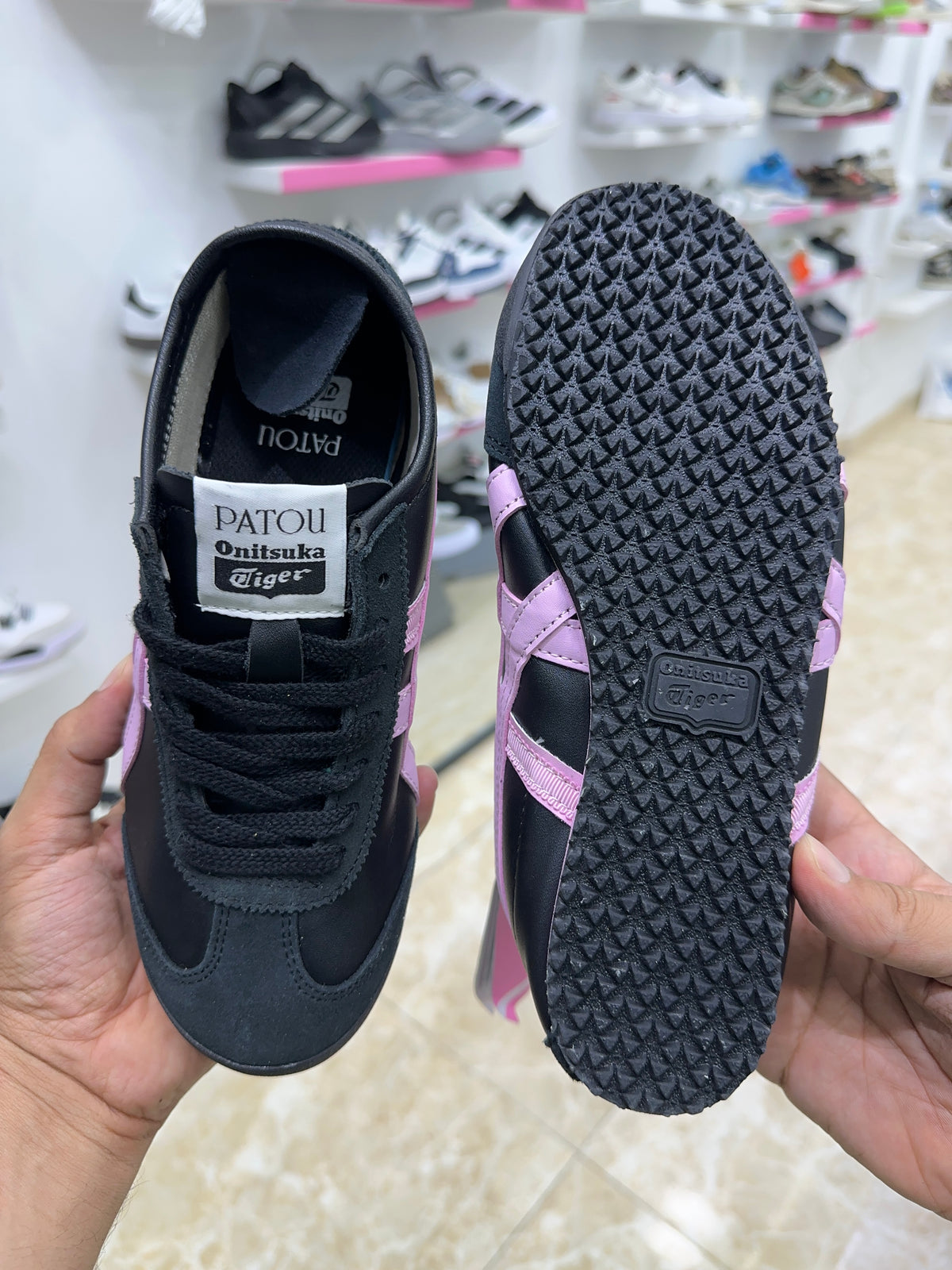 Onitsuka Tiger Mexico 66 Black Pink