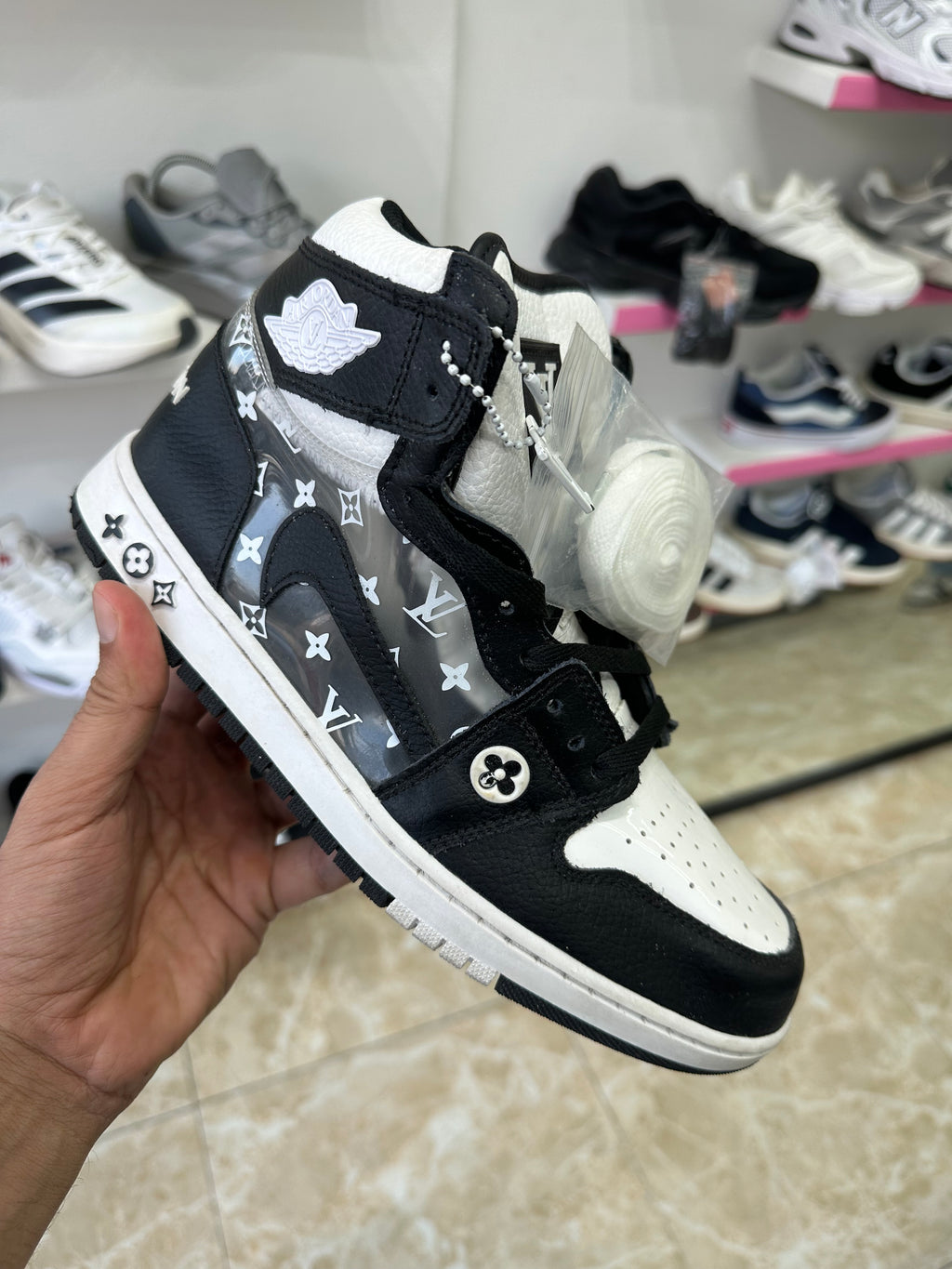 Jordan 1 Louis Vuitton