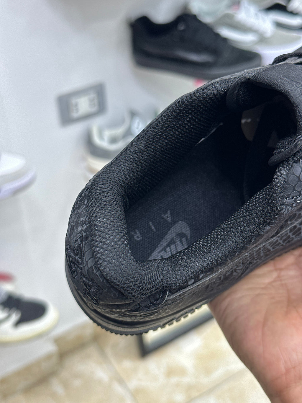 Nike Air Force 1 LOW Triple Black Kobe Bryant