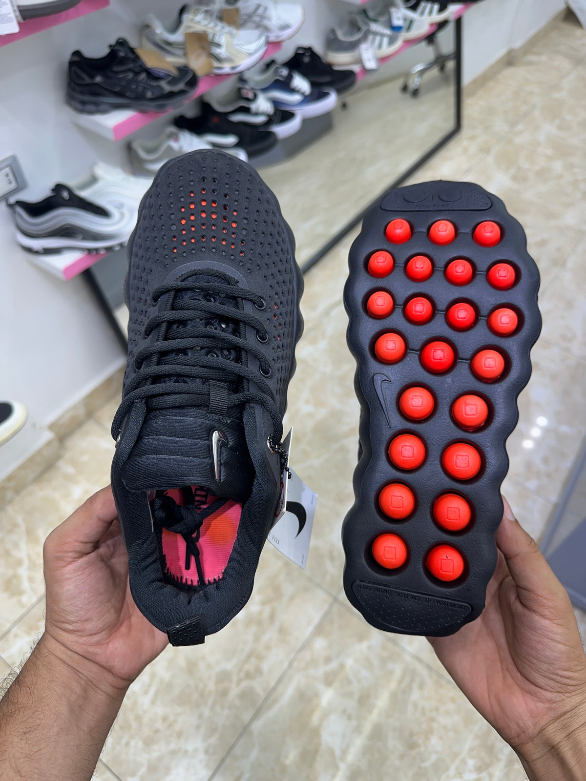 Nike Mind 002 “Black”