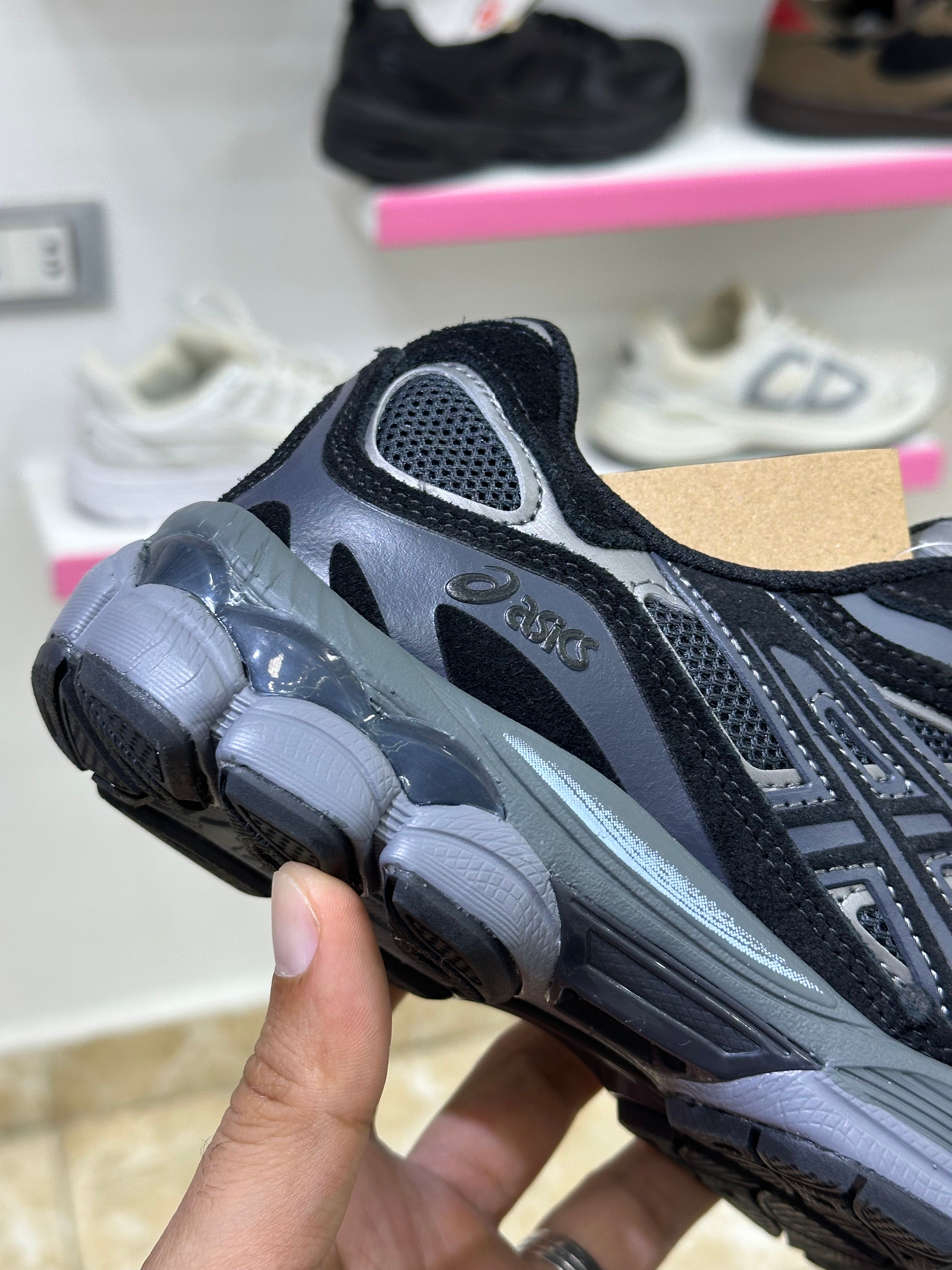 Asics Gel-Kayano "Black"