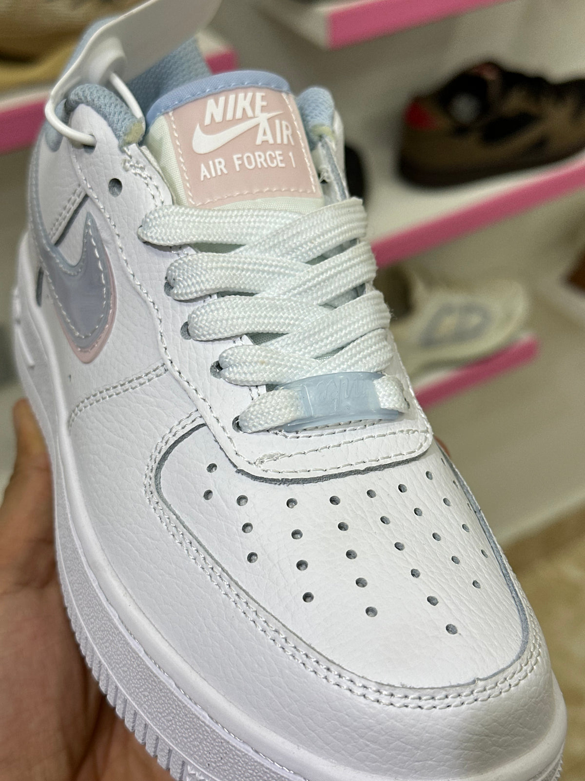 Air Force 1 low “Double Swoosh”