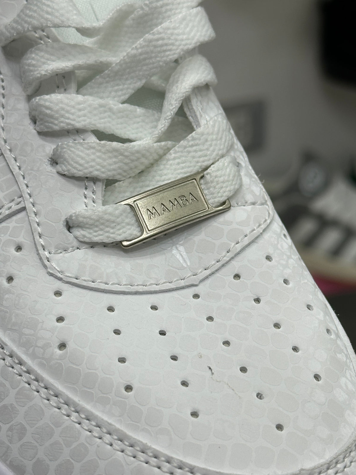 Nike Air Force 1 LOW Triple WHITE Kobe Bryant