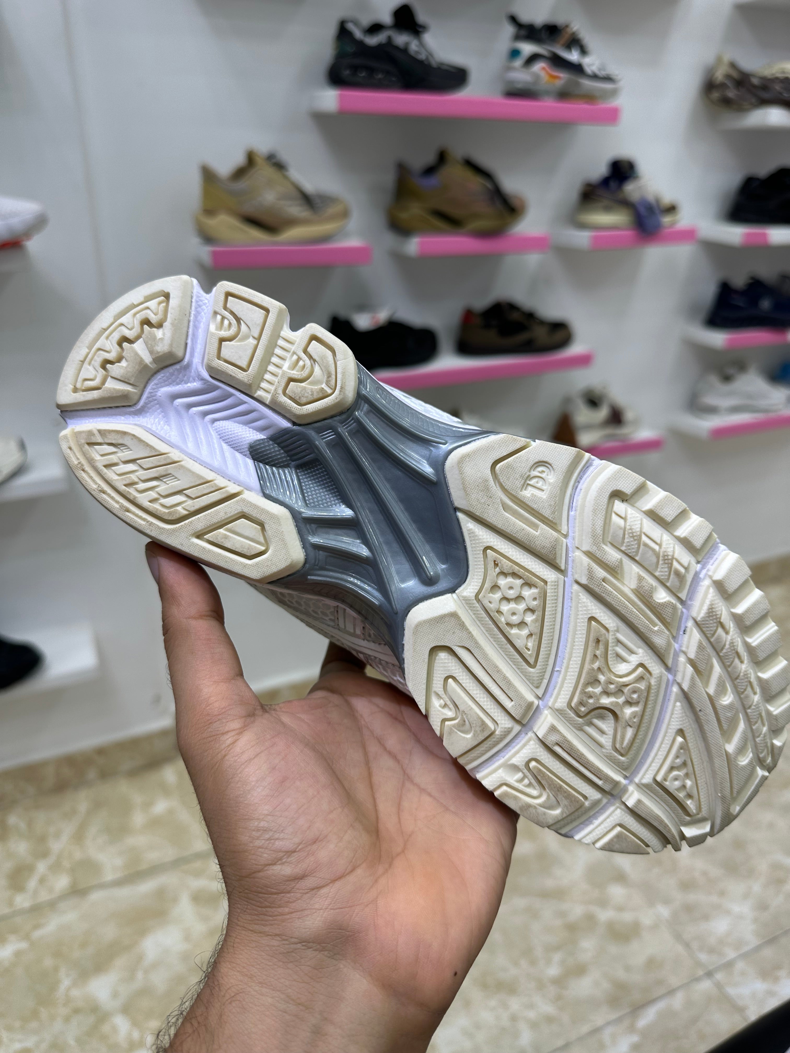 Asics Gel-Kayano "Silver"
