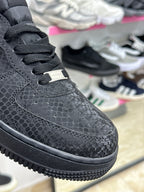 Nike Air Force 1 LOW Triple Black Kobe Bryant