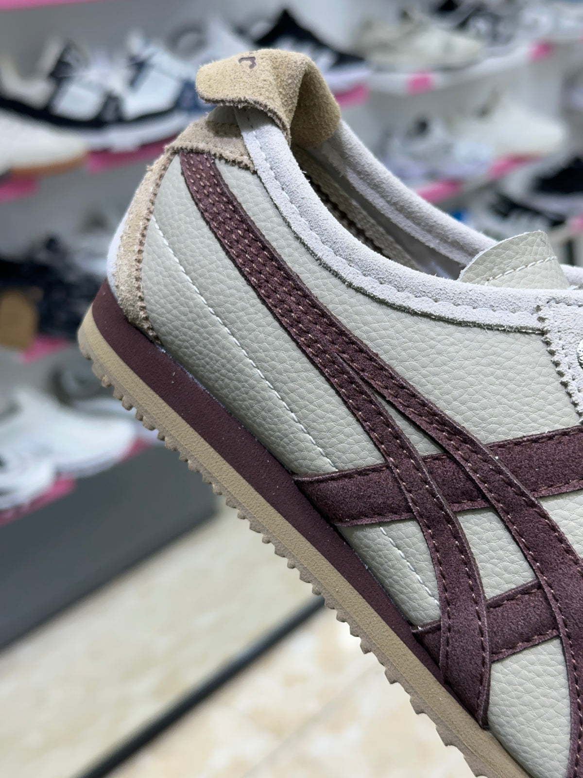 Onitsuka Tiger Mexico 66 SD Vintage Putty Dark Brown