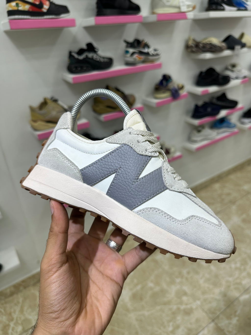 NewBalance 327 “Grey”