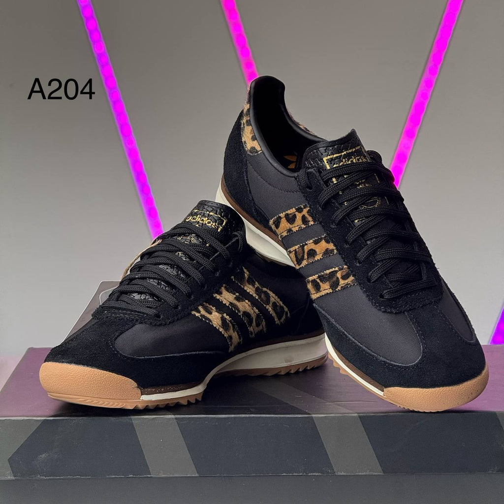 Adidas SL.72 "Black Tiger"
