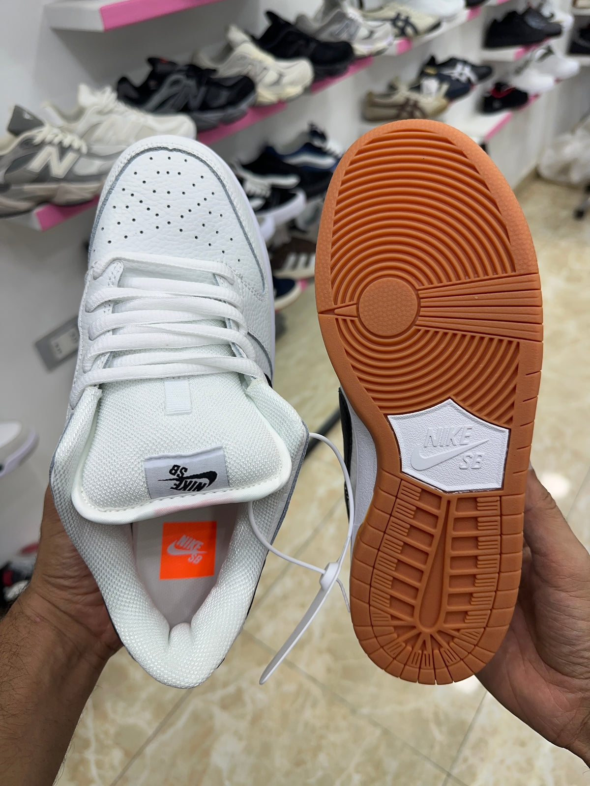Nike SB White Gum