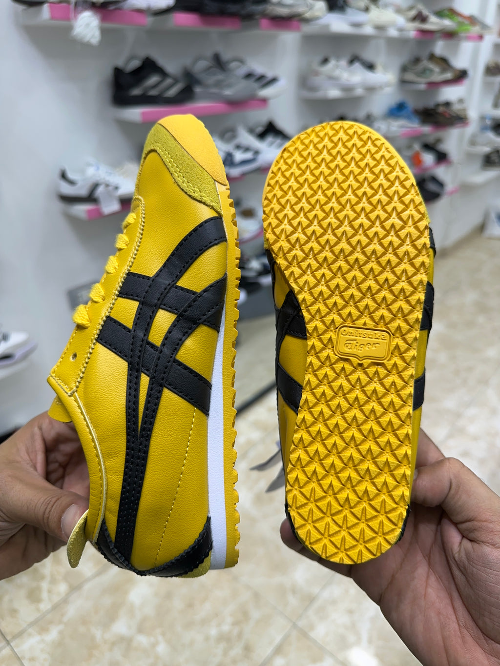 Onitsuka Tiger Mexico 66 Kill Bill
