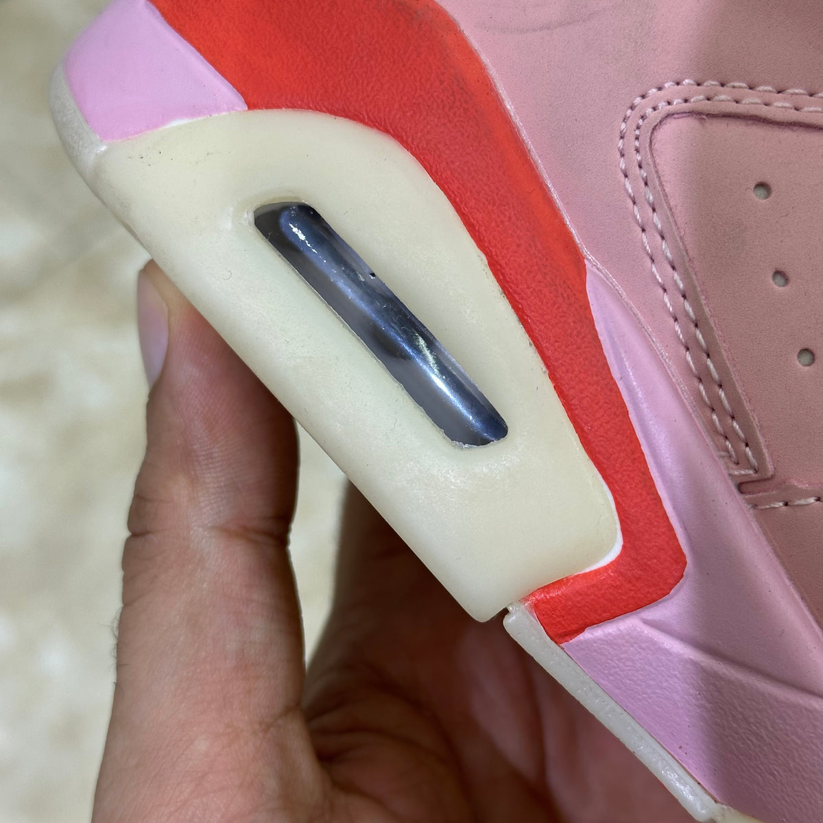 Jordan 6 - Pink