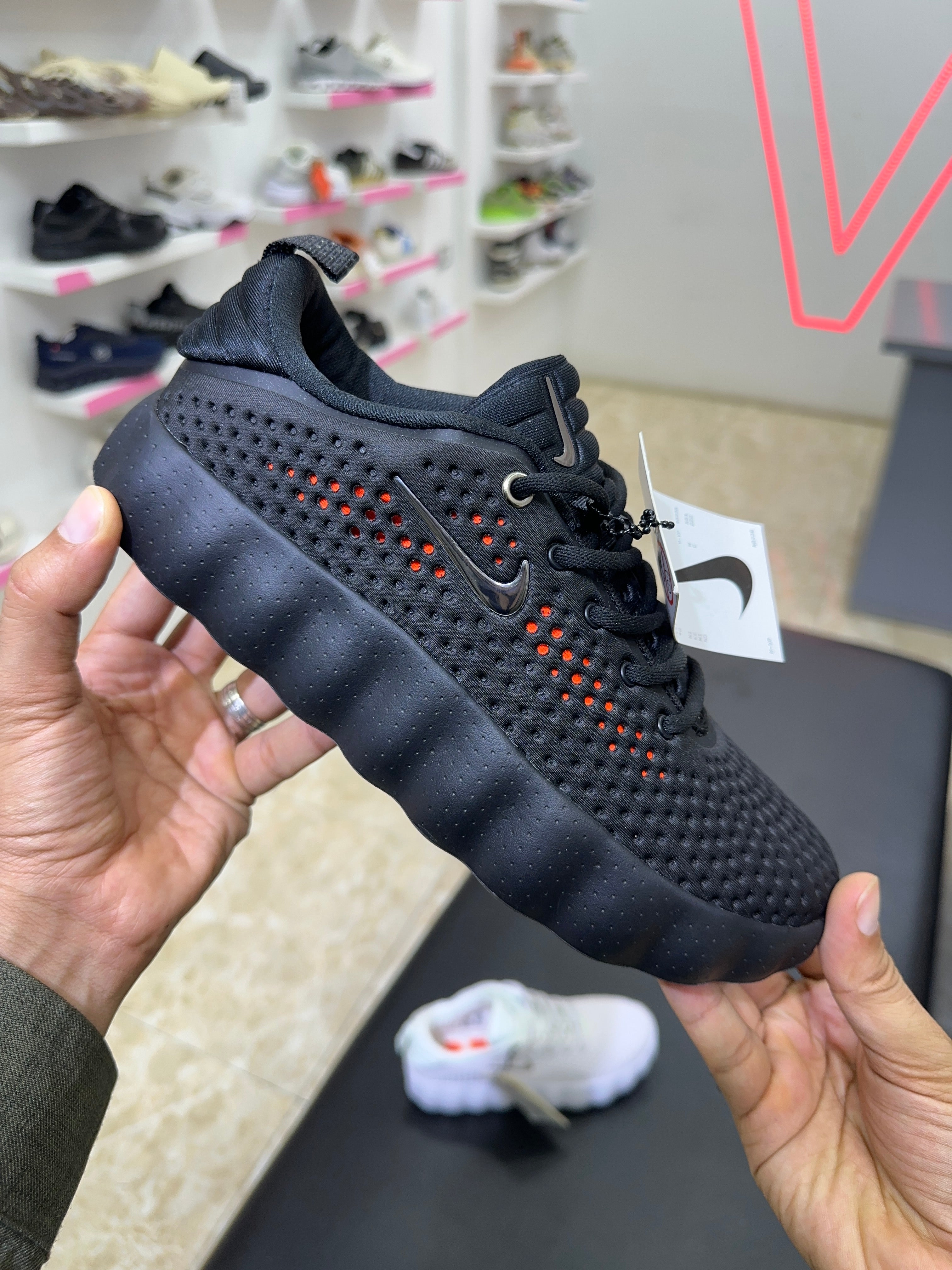 Nike Mind 002 “Black”