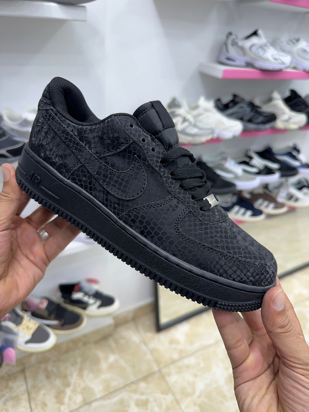 Nike Air Force 1 LOW Triple Black Kobe Bryant