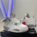 Jordan 4 “Oreo”